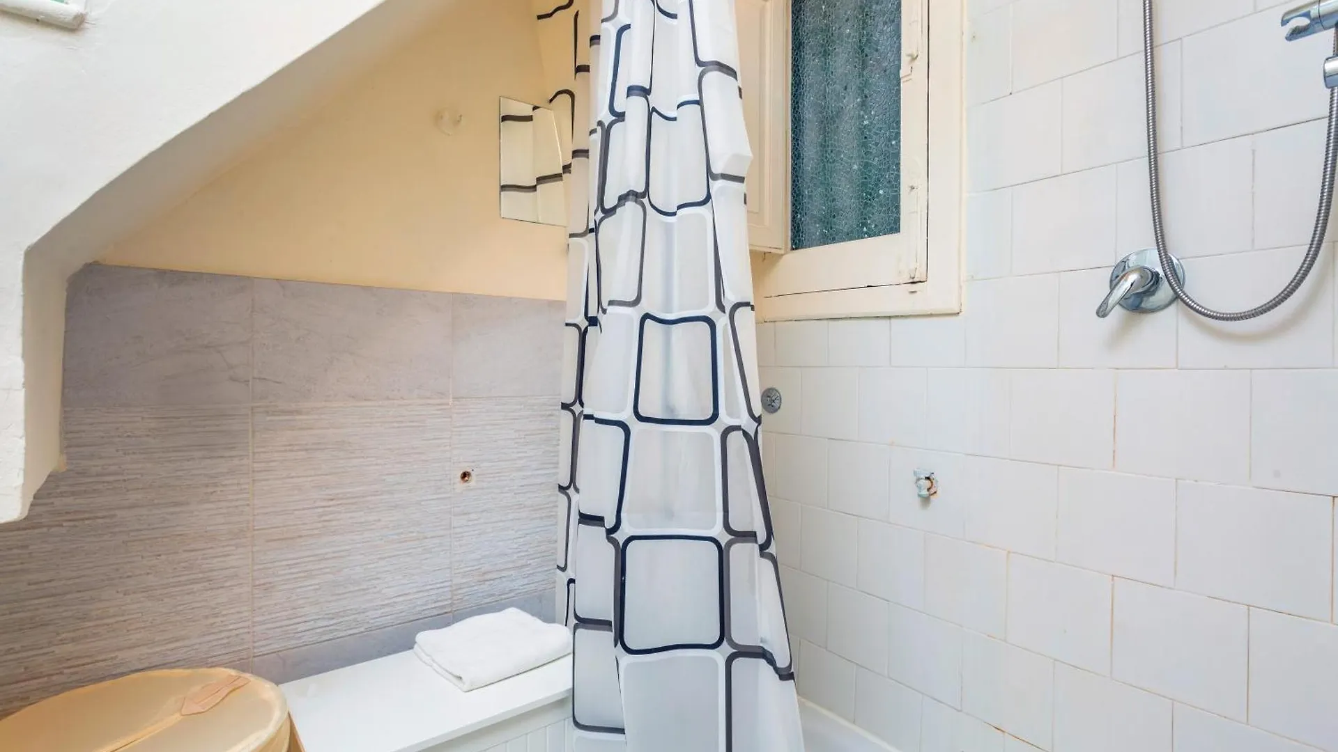 Saranton House - Catania City ゲストハウス