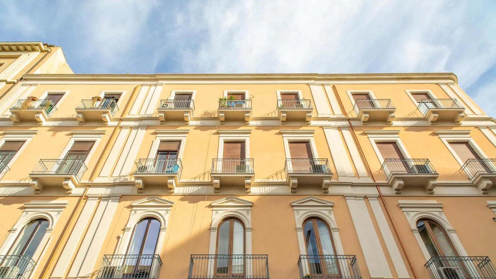 Saranton House - Catania City ゲストハウス