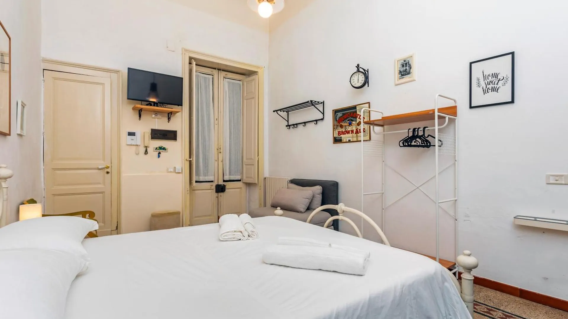 Saranton House - Catania City ゲストハウス