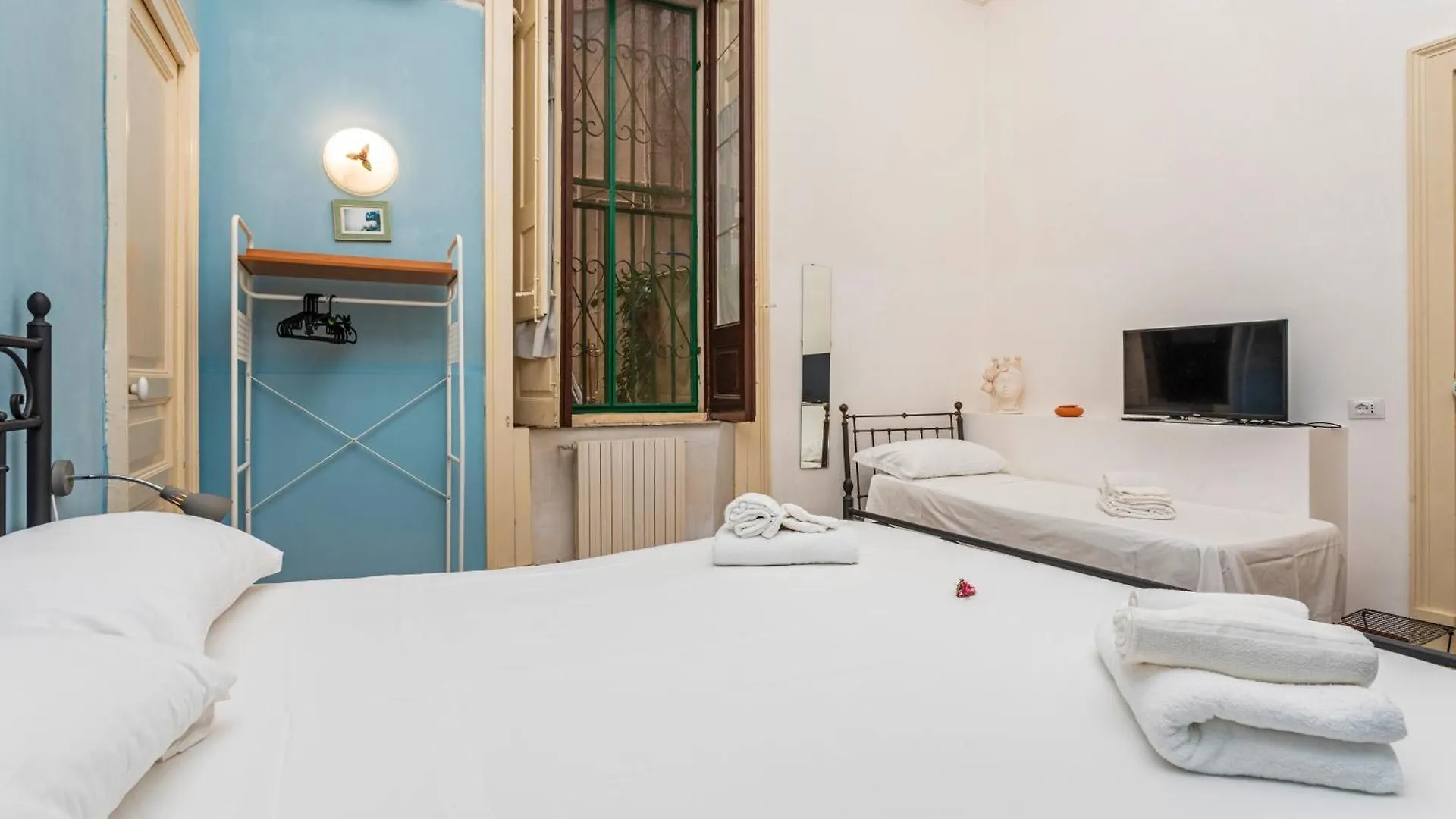 Saranton House - Catania City 0*,  イタリア